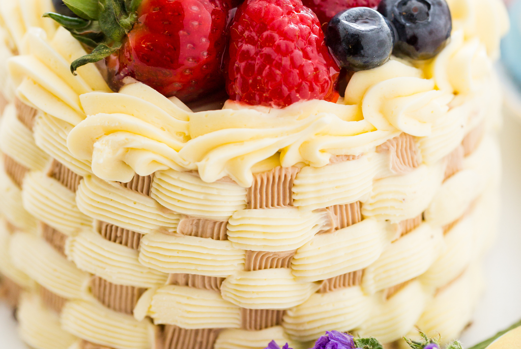 Lovely Lemon Cake Decorating - June 3rd