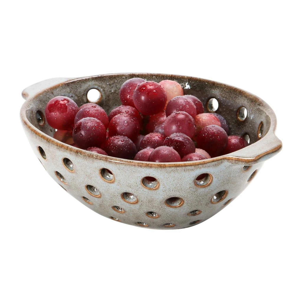 Berry bowl with fruit