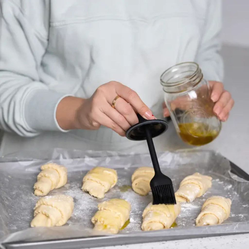 Silicone Basting Brush Lid in use