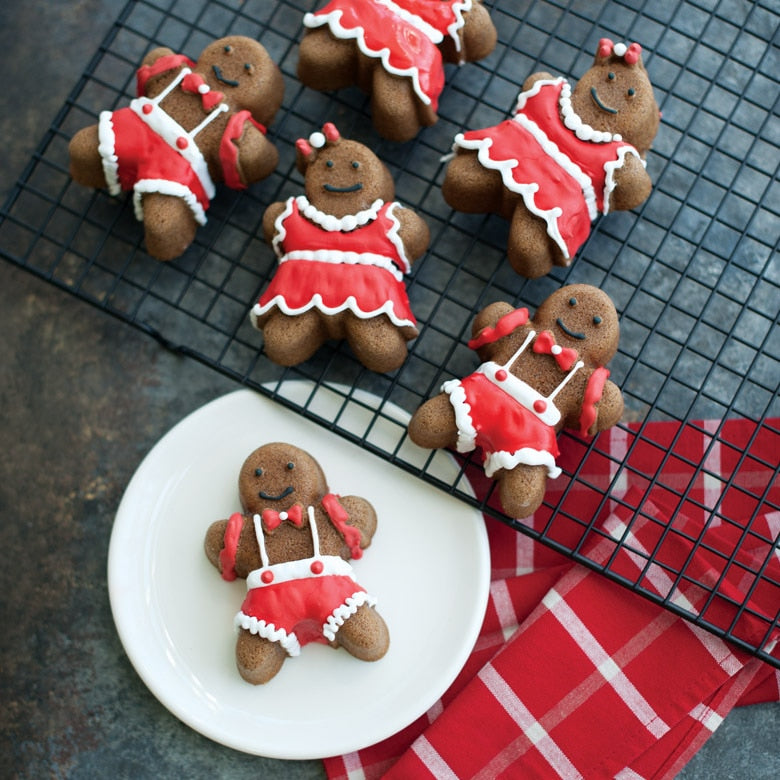 Gingerbread Cakelet Pan