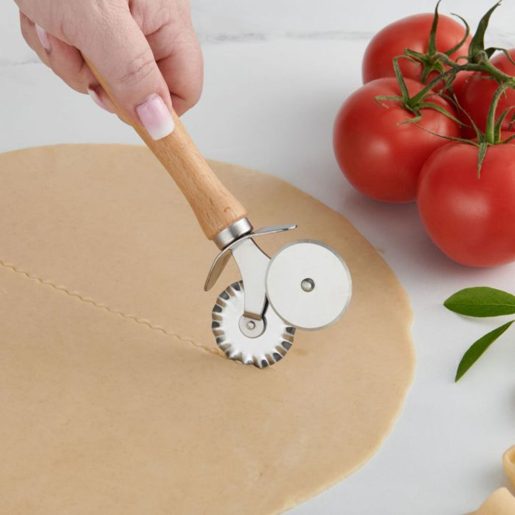 Dual Pastry/Pasta Cutter in use