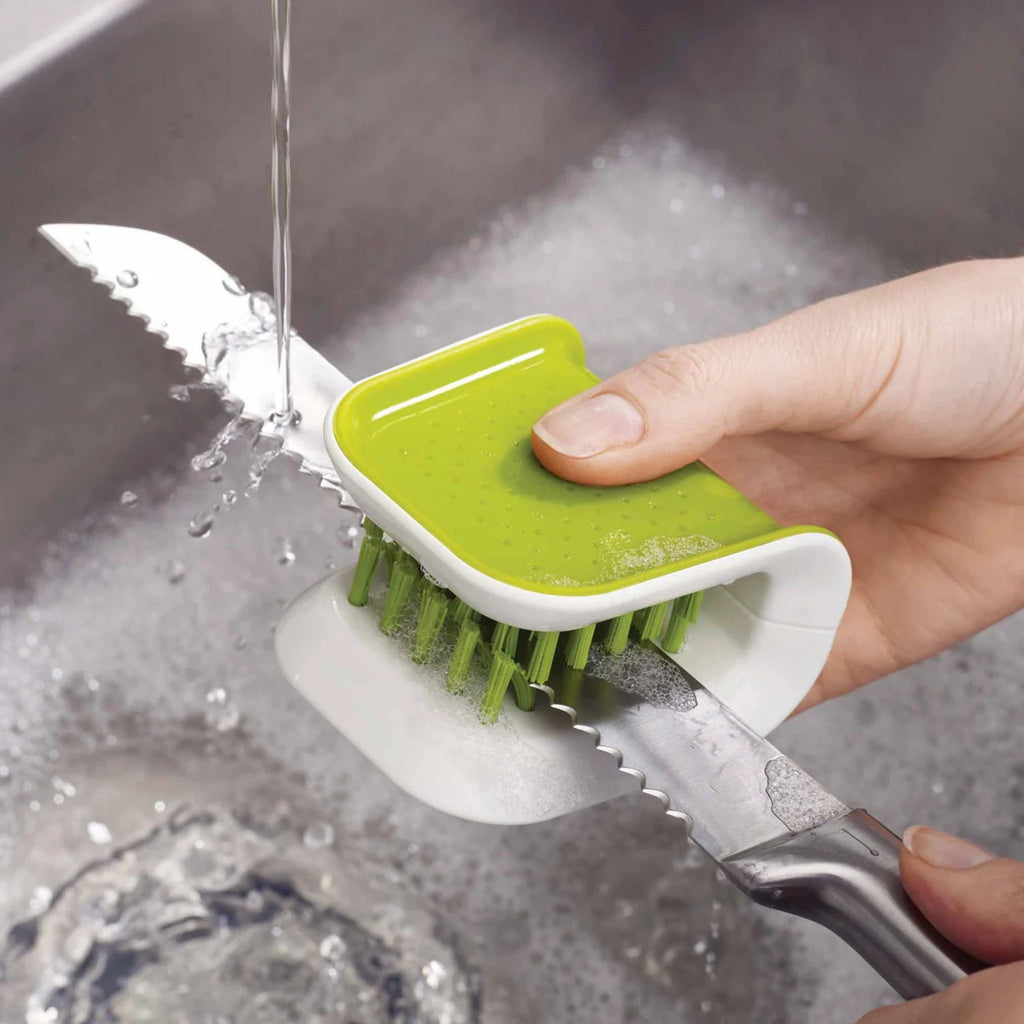 Blade Brush Knife Cleaner in use