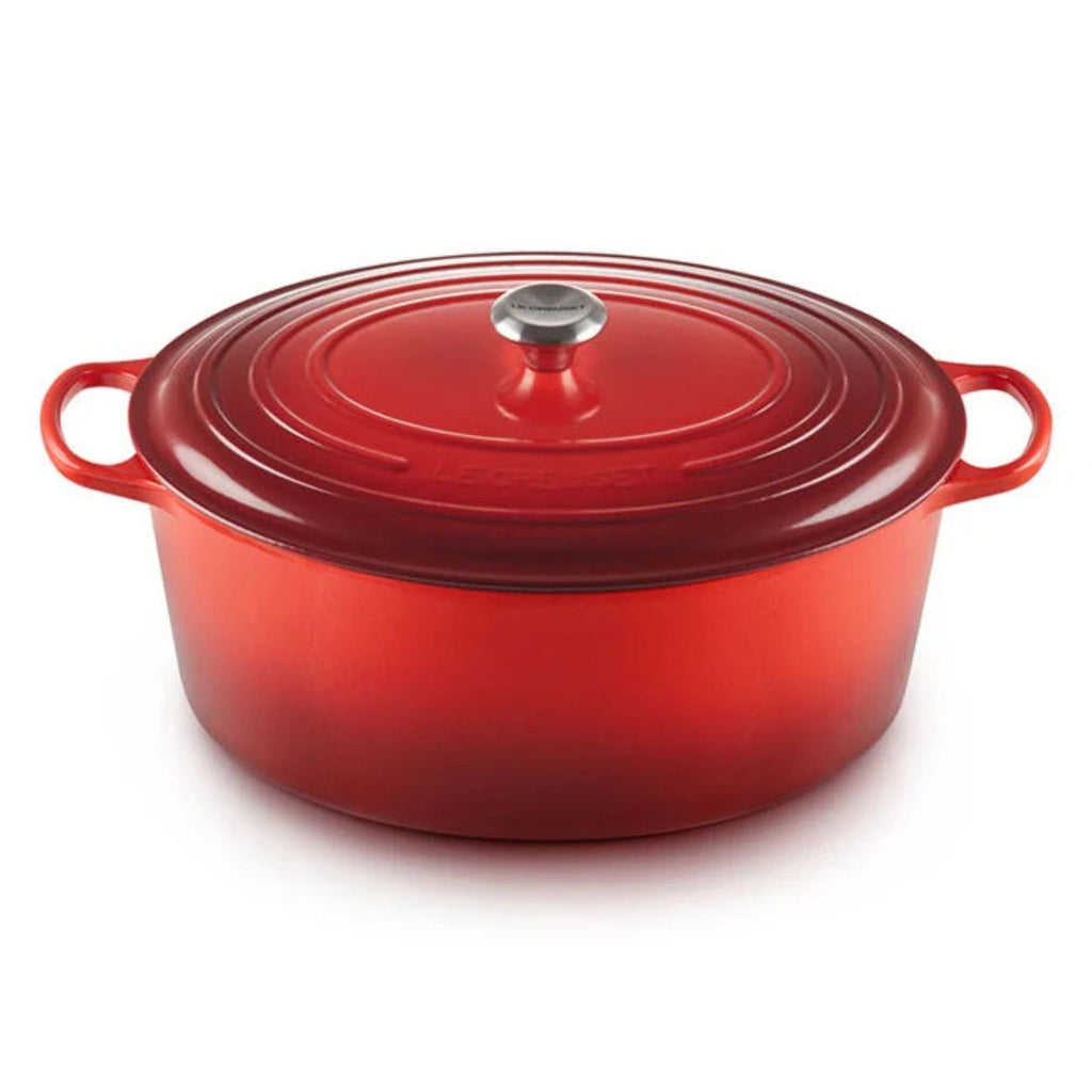 8.0 QT. Oval Dutch Oven cerise