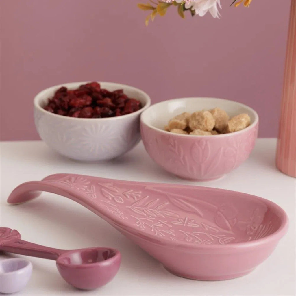 in the meadow spoon rest lifestyle photo