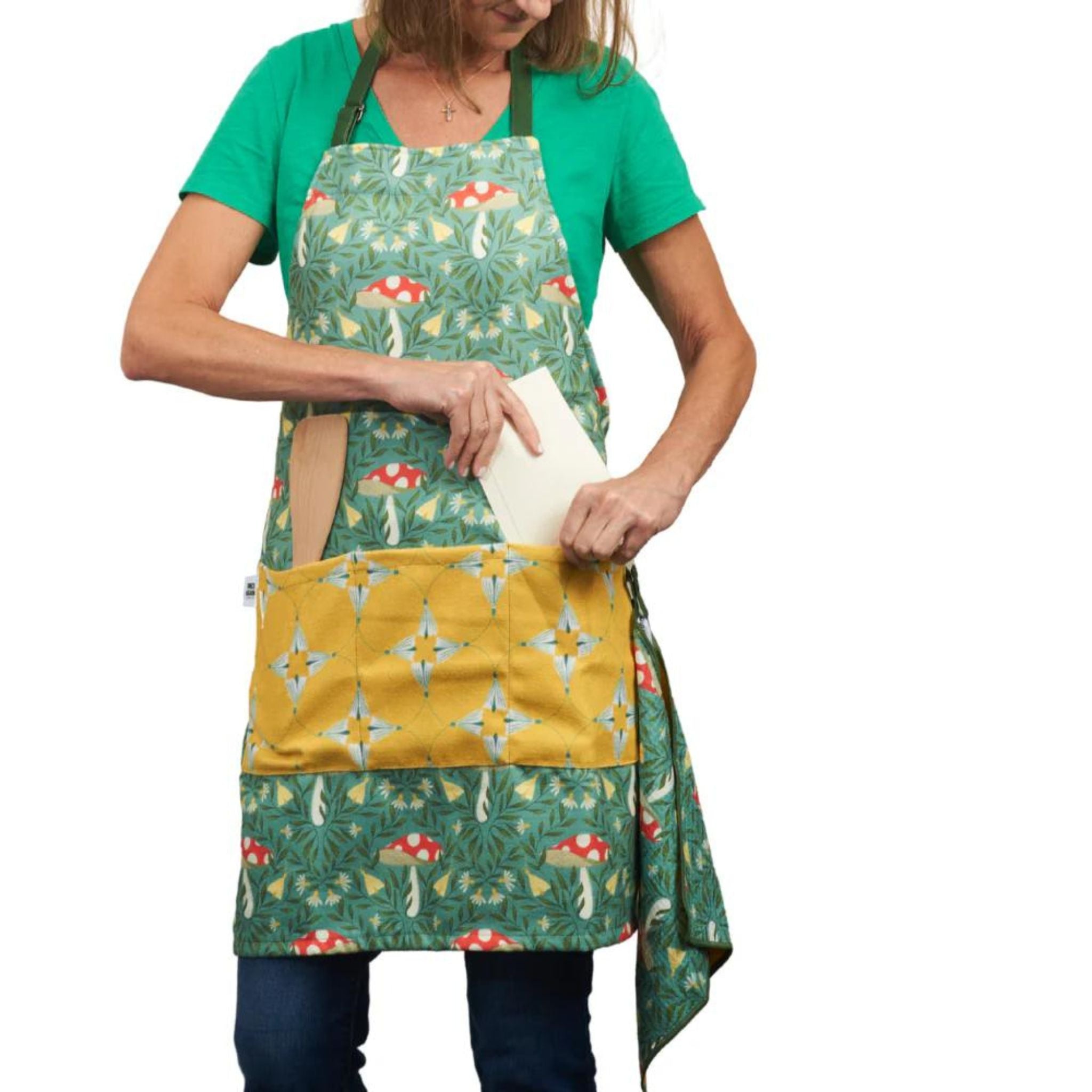 apron w/mushrooms