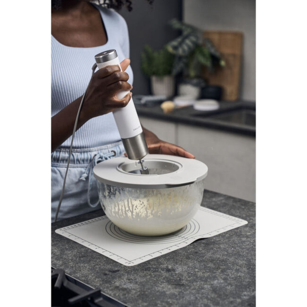 Fresh & Save Bowls Access. Set in use