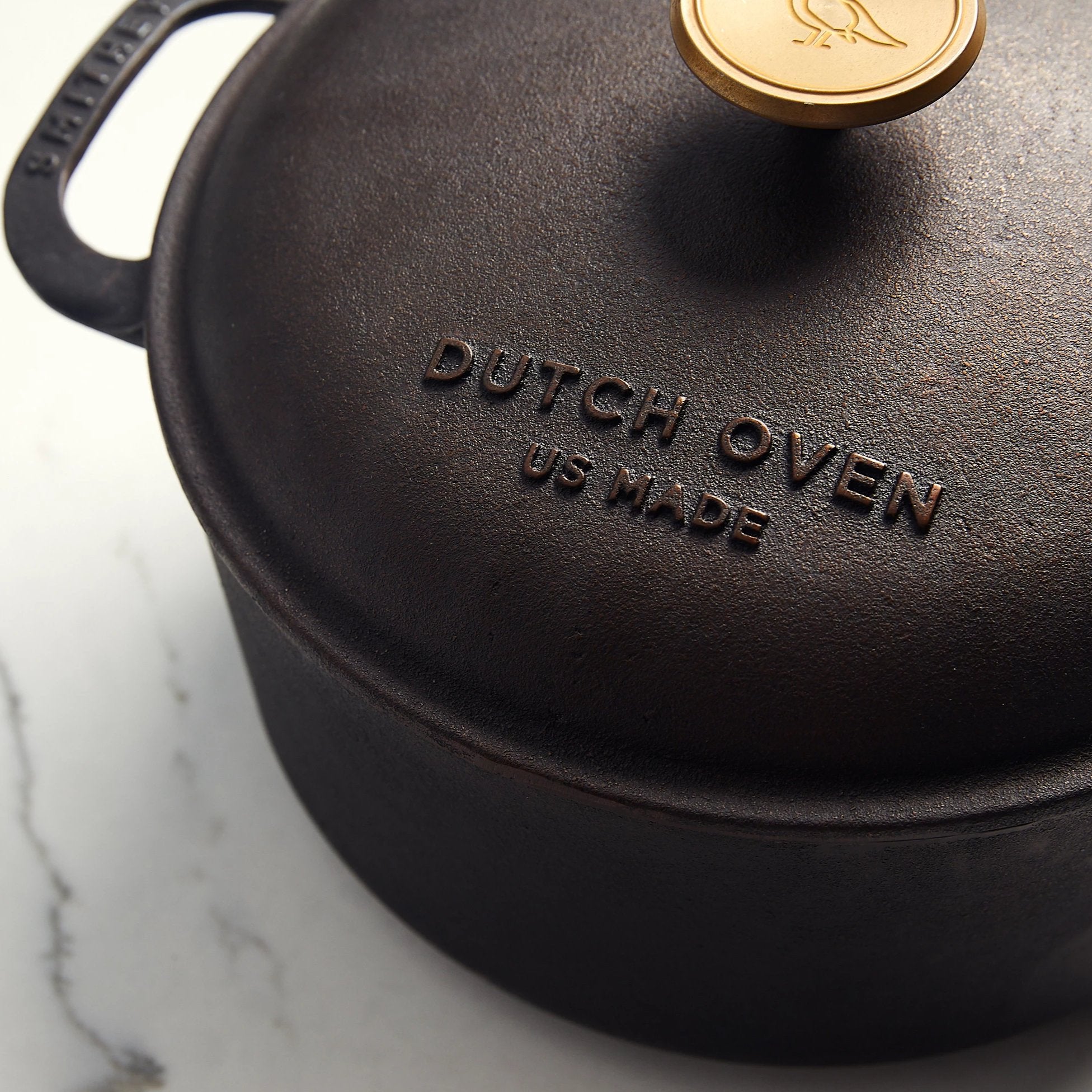 Smithey 5.5 Quart Dutch Oven